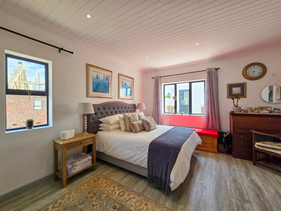 2 Bedroom Property for Sale in Stilbaai Oos Western Cape